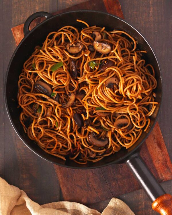 MUSHROOM GARLIC NOODLES