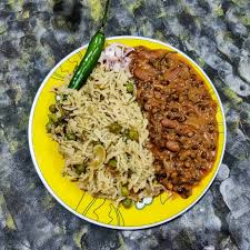 Peas Pulao + Dal Makhani