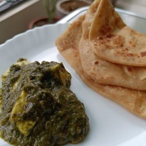 Plain Paratha + Palak Paneer + Curd